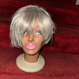 Stylish Silver Wig for Women